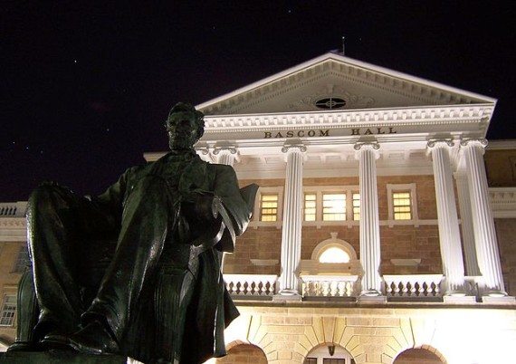 640px-Bascom_Hall_By_Night