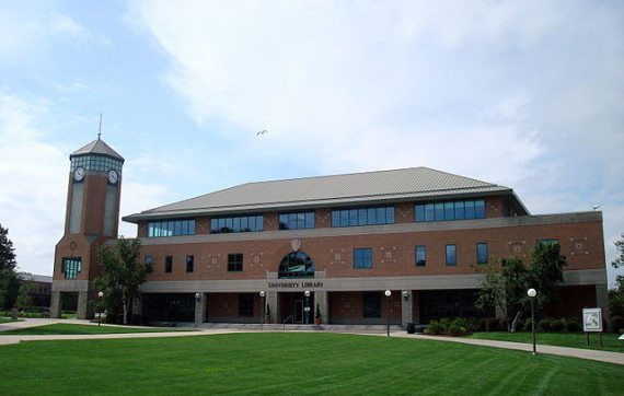 640px-RWU_University_Library